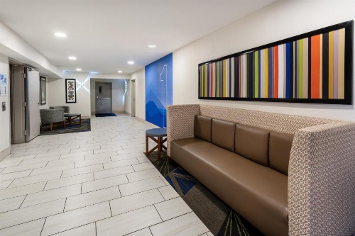 Holiday Inn Express Hotel & Suites Marana image 18