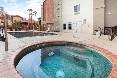 Holiday Inn Express Hotel & Suites Marana image 33