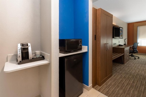 Holiday Inn Express Hotel & Suites Marana image 4